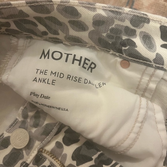 Mother Denim cheetah jeans - Picture 4 of 6